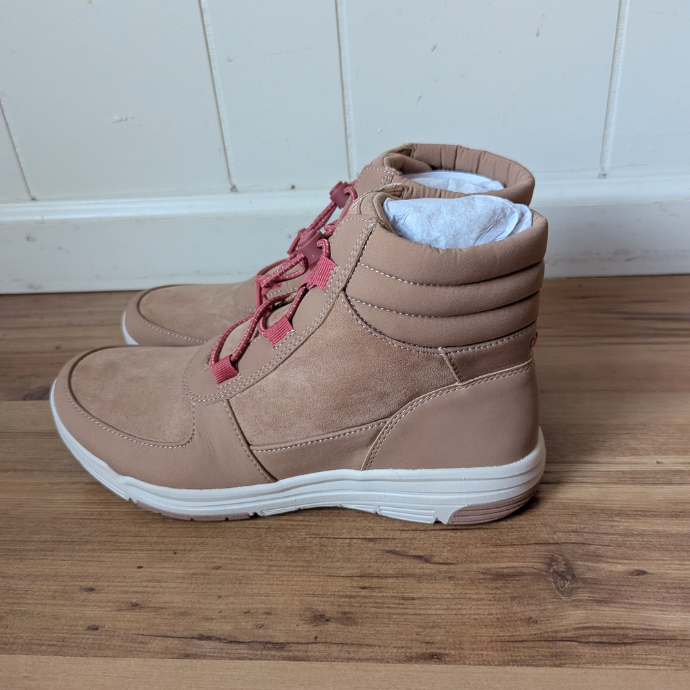 Ryka Beige Amanda Booties Size 9 With Elastic Closure - Picture 3 of 6